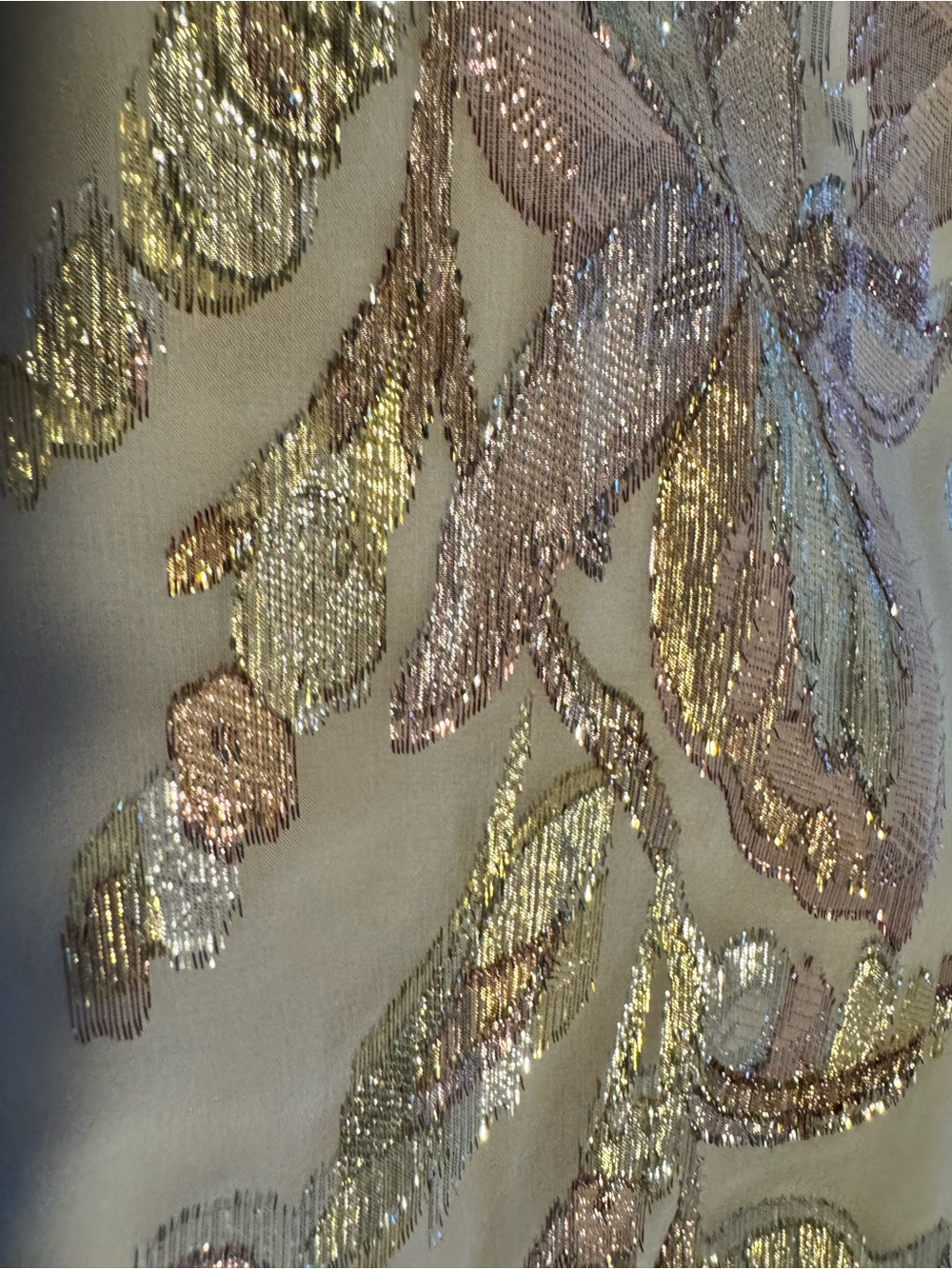Lilly Pulitzer Giana Silk Top Blouse V-Neck Sparkle Metallic Accents Sz S - Picture 10 of 13